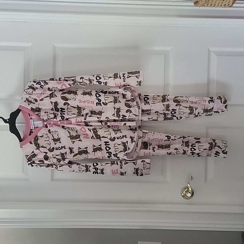 2 PC Grumpy Cat Sleepwear